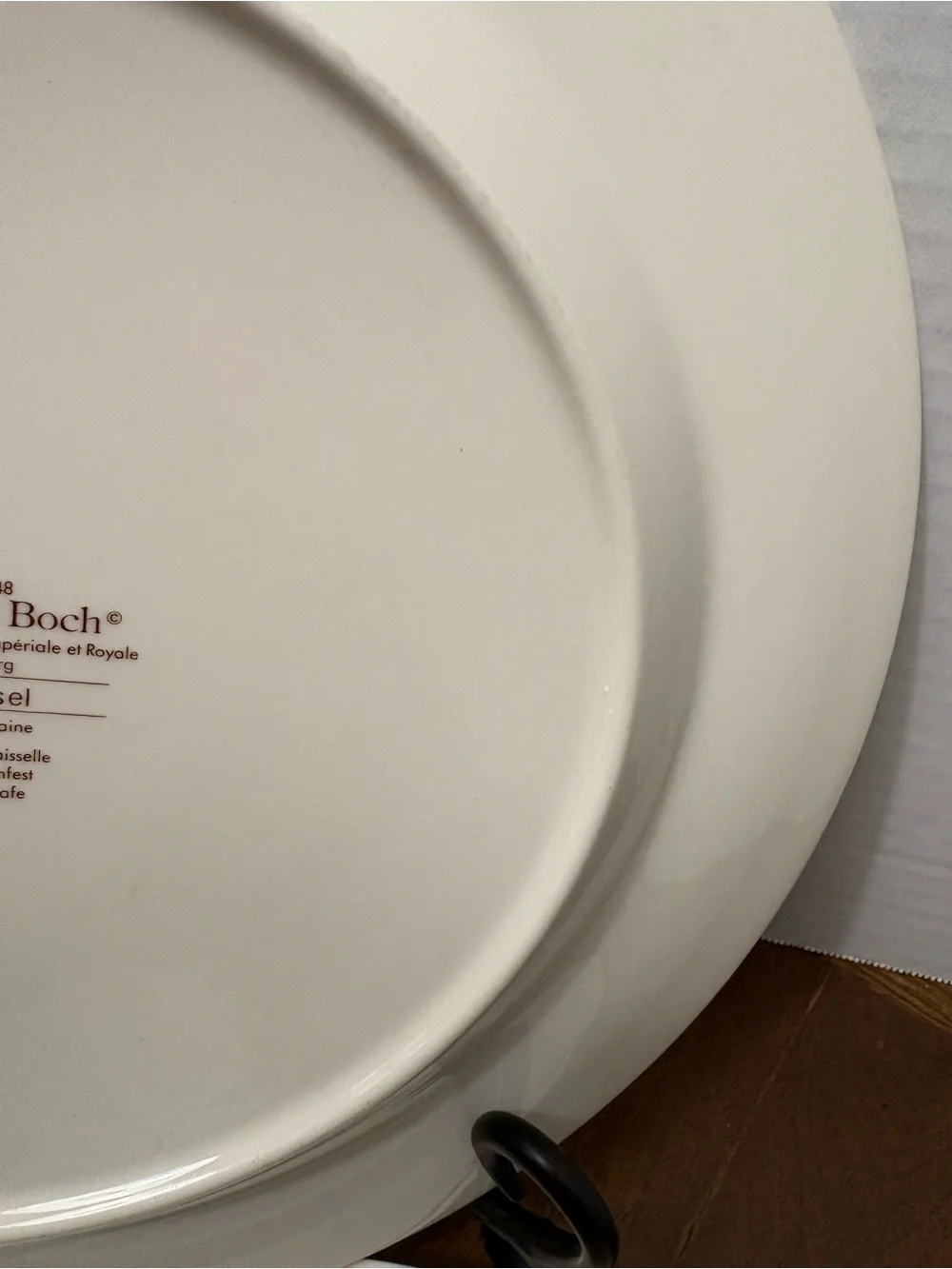 Villeroy & Boch White Dinnerware with Red and Gray Rim Set of 6 pieces